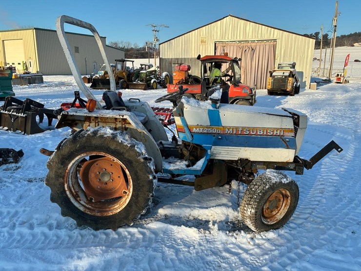 mitsubishi-mt250d-image-6