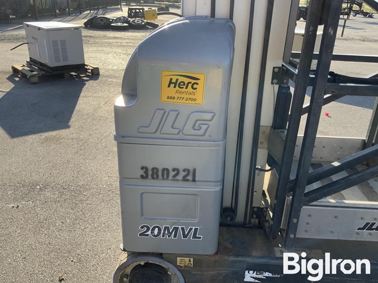 2018-jlg-mlv20-electric-self-propelled-vertical-manlift-image-9