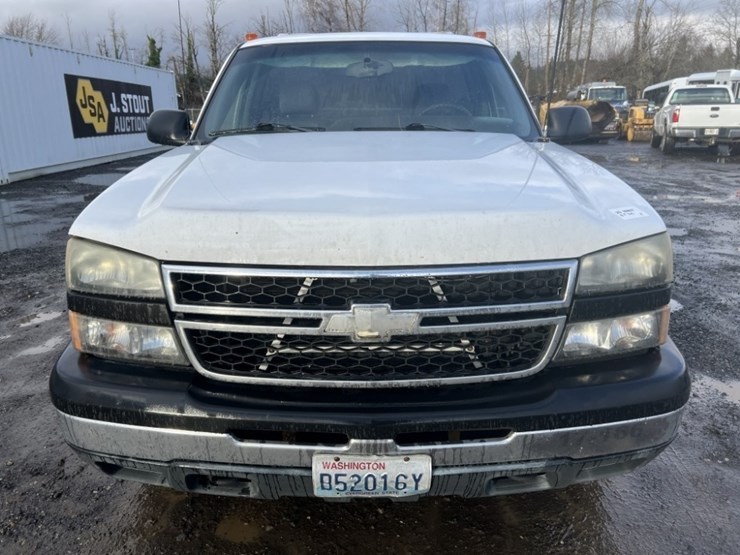 2006-chevrolet-silverado-1500-image-8