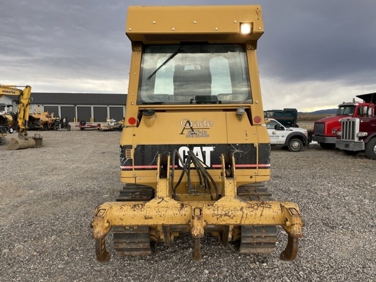 caterpillar-d3g-xl-image-4
