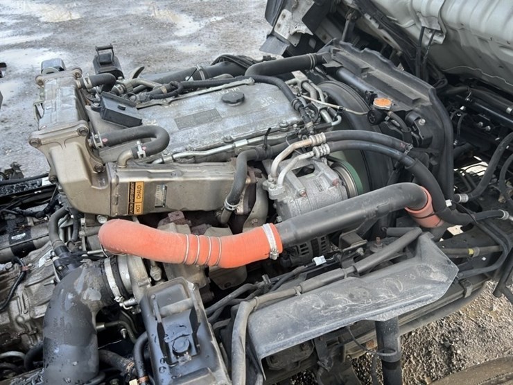 2009-gmc-w5500-image-13