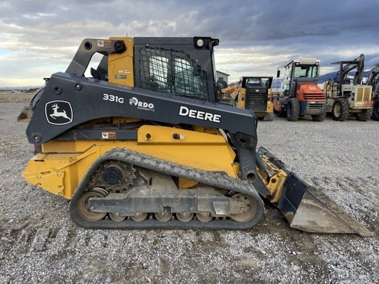 deere-331g-image-6