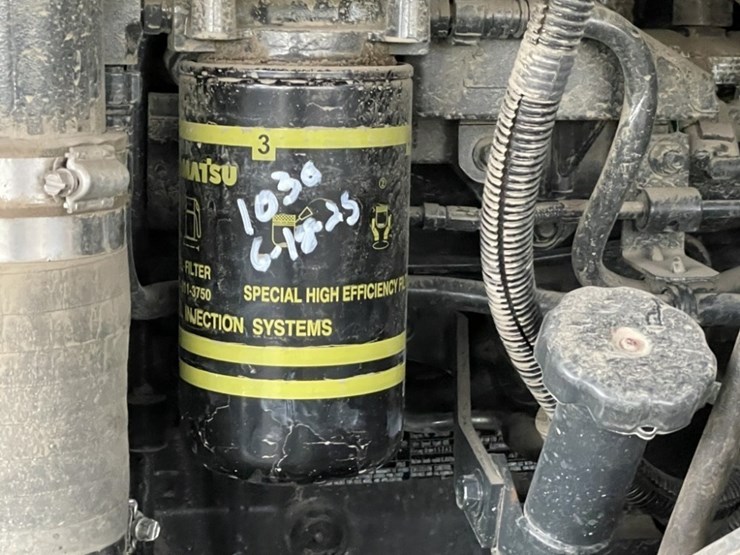 komatsu-wa320-8-image-25