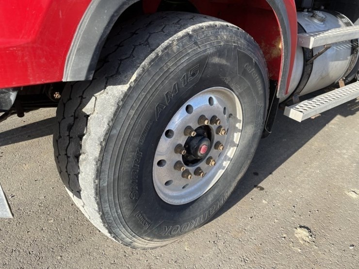 2014-western-star-4700sb-image-9