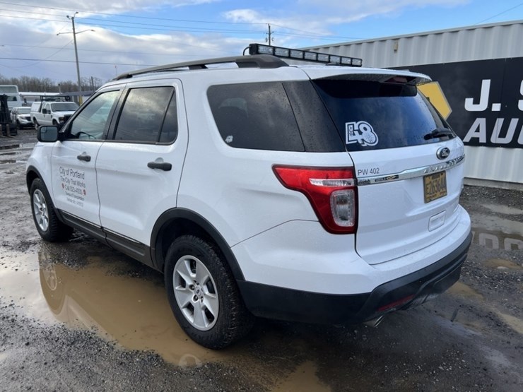 2014-ford-explorer-image-6