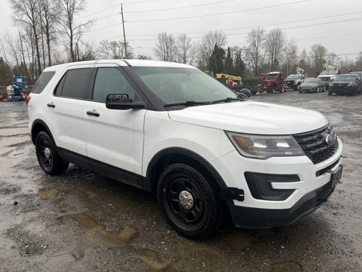 ford-explorer-image-2