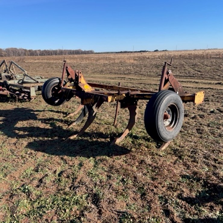 #35359 • 5-Shank Subsoiler