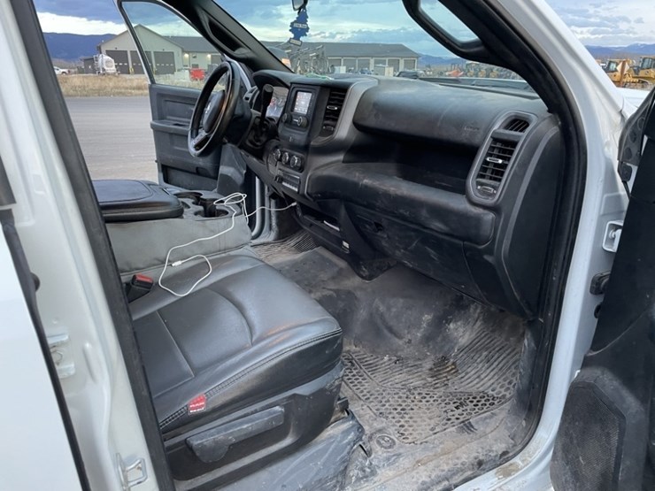 2022-dodge-3500-image-20