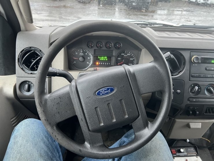 ford-f250-sd-image-27