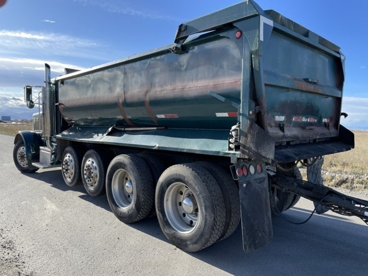 1998-peterbilt-379-image-13