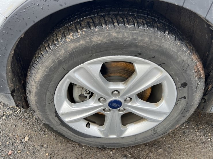 2016-ford-escape-image-15