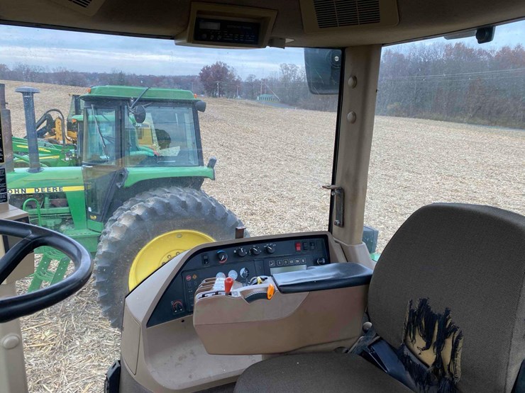 john-deere-8300-image-35