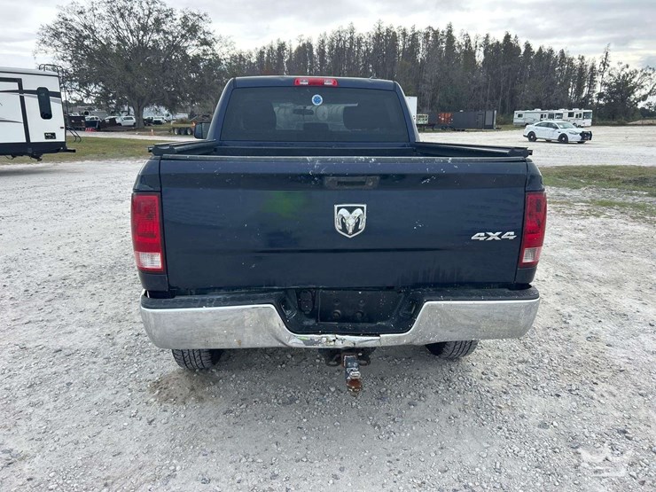 2012-dodge-2500-image-19