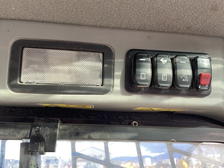 caterpillar-299d3-image-30