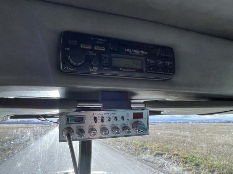 1998-peterbilt-379-image-64