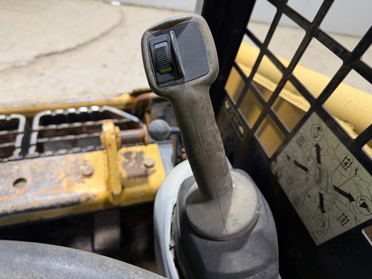 caterpillar-267b-image-20