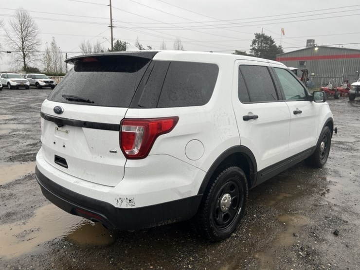 ford-explorer-image-4