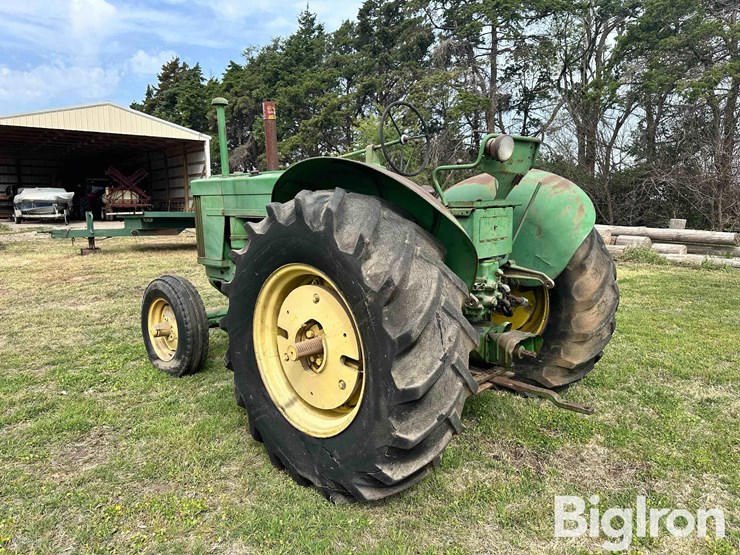 john-deere-70-image-7