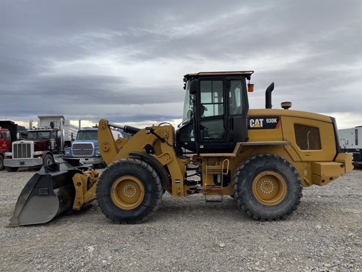 2014-caterpillar-930k-image-2