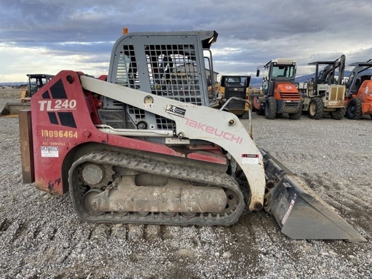 takeuchi-tl240-image-6