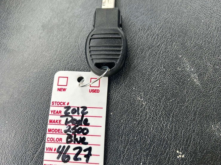 2012-dodge-2500-image-22