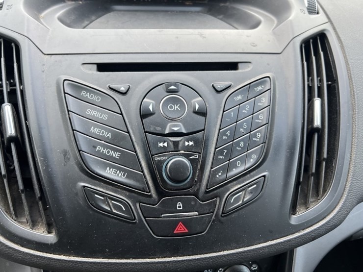 2016-ford-escape-image-29