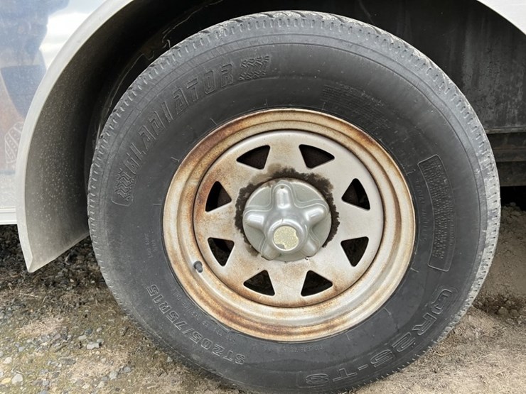 2005-haulmark-t/a-cargo-trailer-image-24