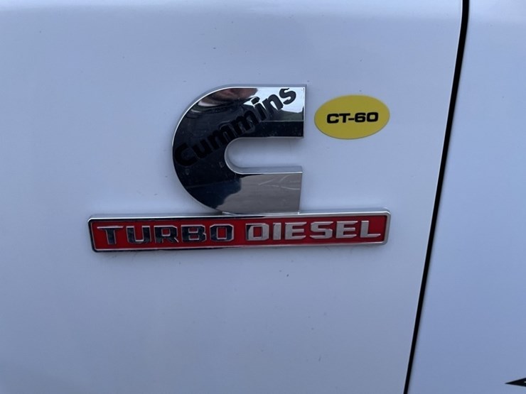 2022-dodge-3500-image-10