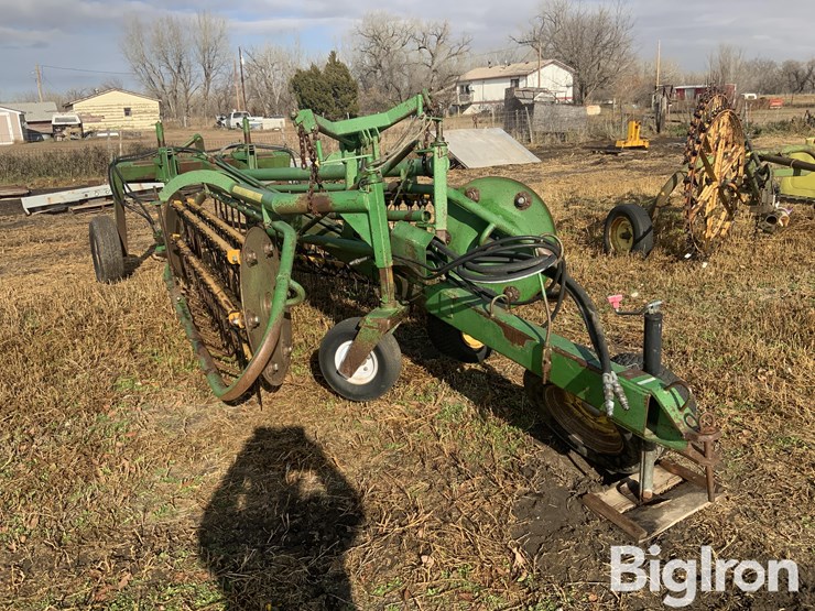 john-deere-700-image-3