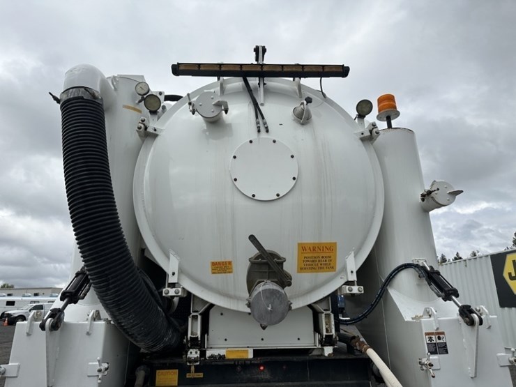 john-deere-1044-image-25