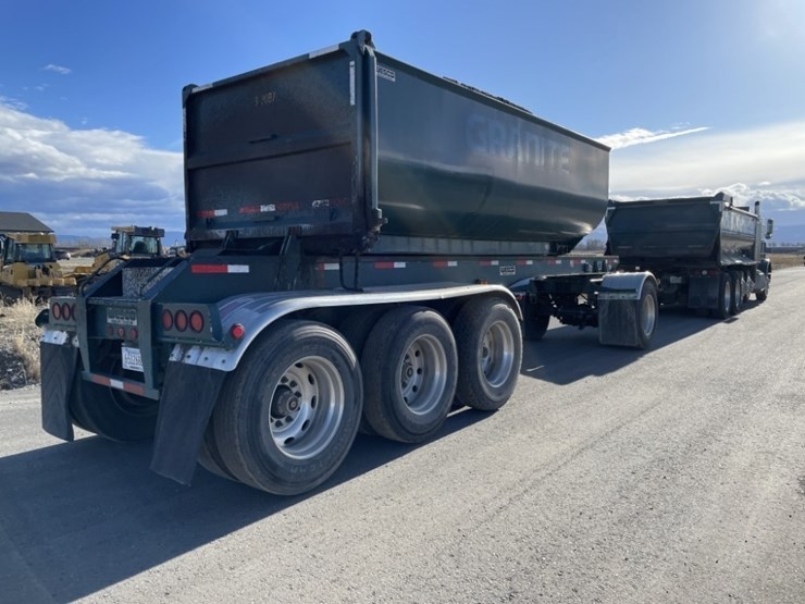 1998-peterbilt-379-image-4