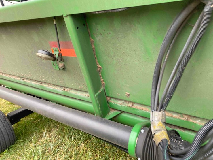 john-deere-630f-image-10