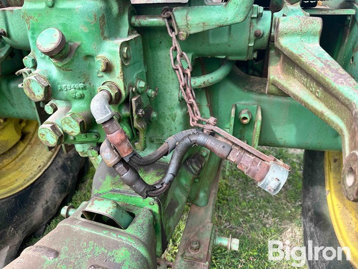 john-deere-70-image-12