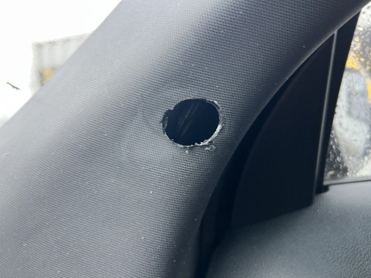 2018-ford-explorer-image-30