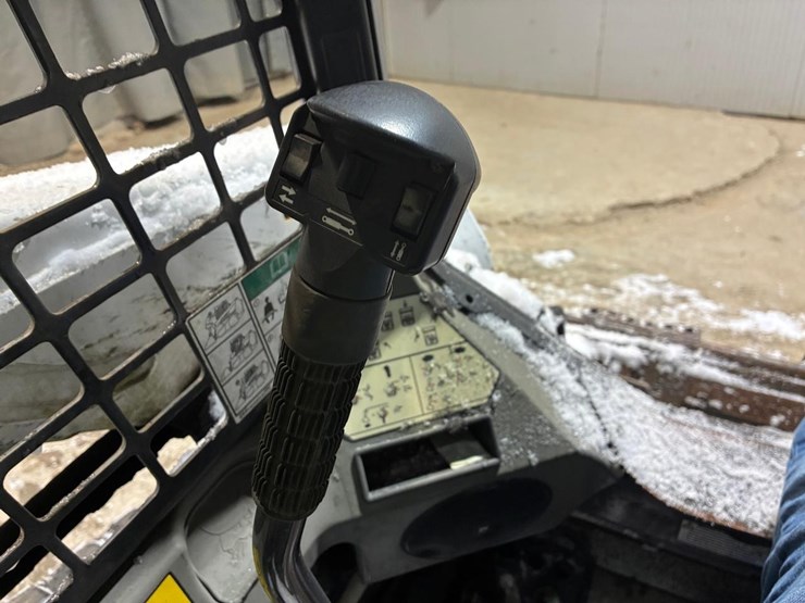 bobcat-t550-image-21