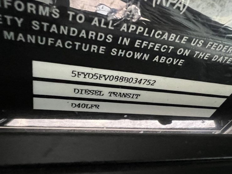 2008-new-flyer-40'-transit-bus-image-38