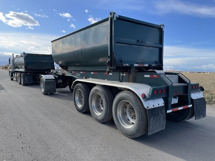 1998-peterbilt-379-image-2