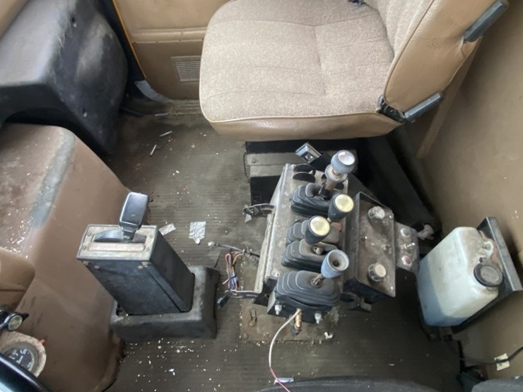 ford-ln8000-image-15