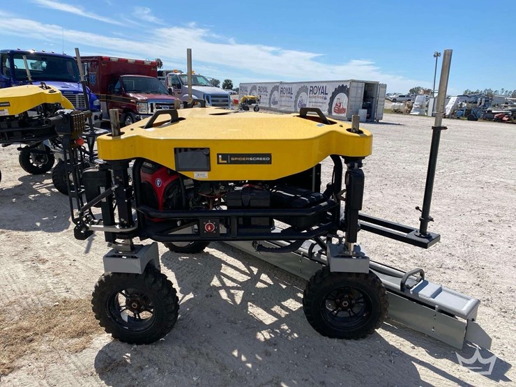 2019-ligchine-spiderscreed-concrete-screed-image-4