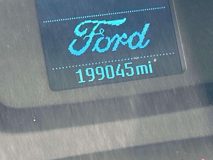 2016-ford-transit-image-6