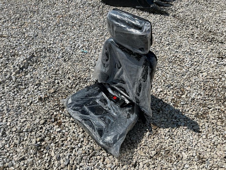 equipment-seat-image-1