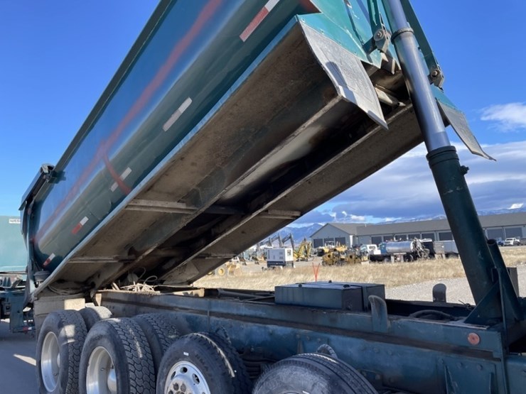 1998-peterbilt-379-image-36