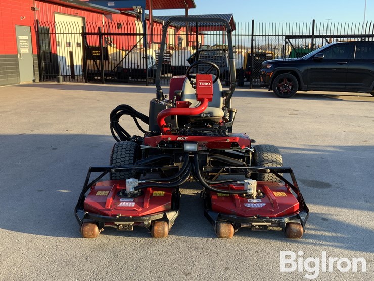 toro-groundsmaster-3500d-image-2