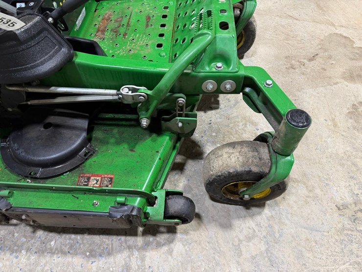 2019-john-deere-z960m-image-13
