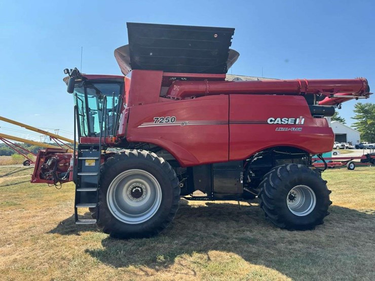 2019-case-ih-7250-image-5