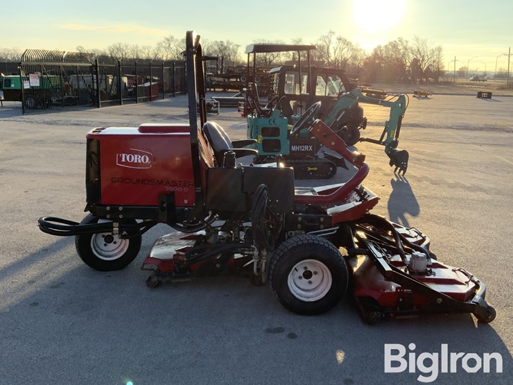 toro-groundsmaster-3500d-image-4