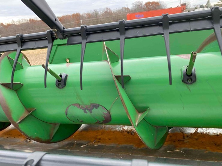 john-deere-630f-image-21