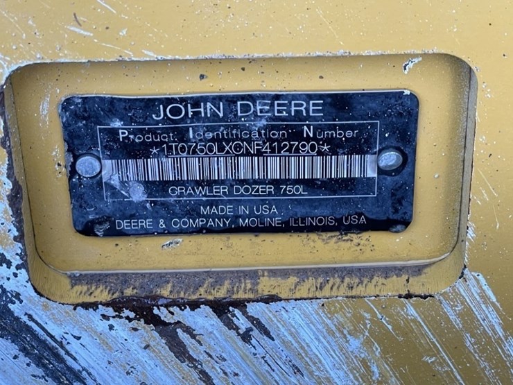 2022-deere-750l-image-43