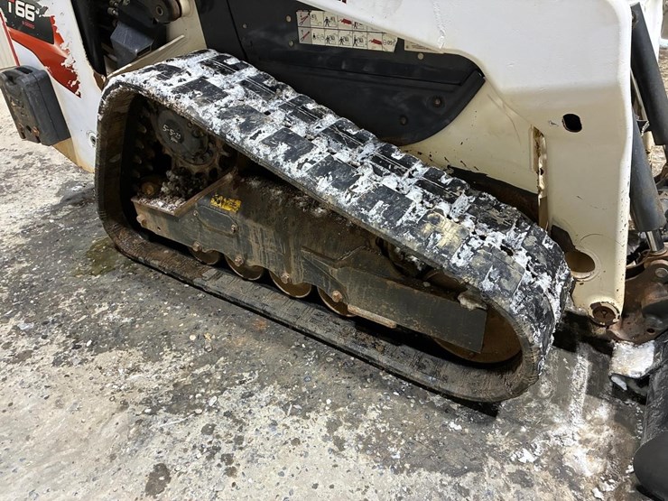 bobcat-t66-image-12