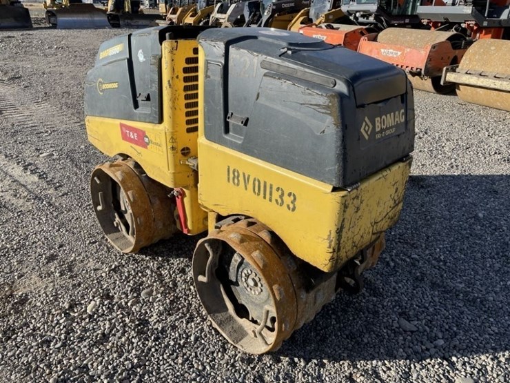 2019-bomag-bmp8500-image-7